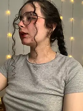Snapshot of Antoniart_ chatting on 6, 3, 2025 Antoniart online show from 6, 3, 2025