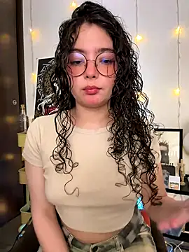 Snapshot of Antoniart_ chatting on 11, 9, 2025 Antoniart online show from 11, 9, 2025
