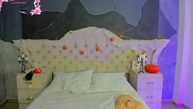 AmberGreyy  online show from 20, 10, 2025