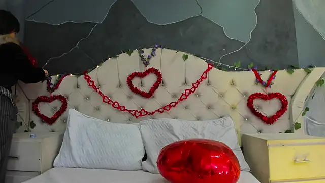 AmberGreyy  online show from 14, 2, 2026