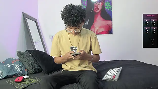 Snapshot of harrytwink18 chatting on 29, 1, 2025 harrytwink18 online show from 29, 1, 2025