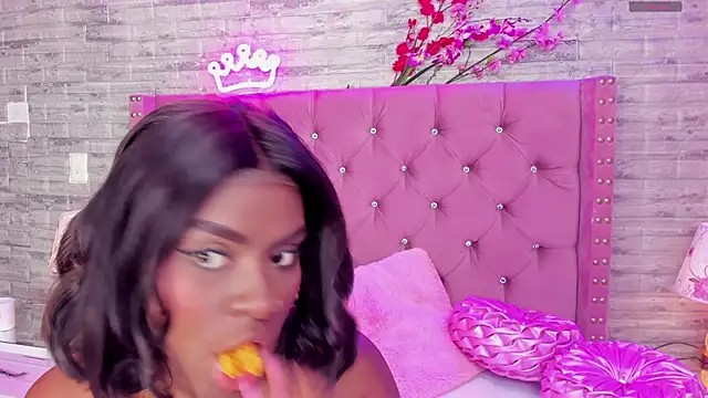 Snapshot of IsabellaBromsS chatting on 28, 2, 2025 IsabellaBromsS online show from 28, 2, 2025