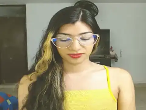 Snapshot of engielphoenis14 chatting on 4, 12, 2024 engielphoenis14 online show from 4, 12, 2024