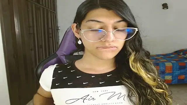 Snapshot of engielphoenis14 chatting on 9, 10, 2025 engielphoenis14 online show from 9, 10, 2025