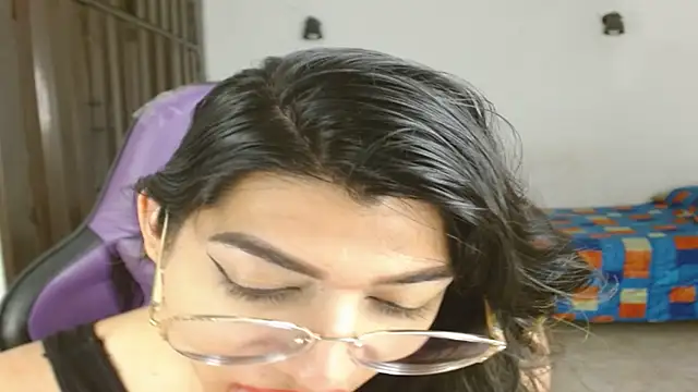 Snapshot of engielphoenis14 chatting on 11, 10, 2025 engielphoenis14 online show from 11, 10, 2025
