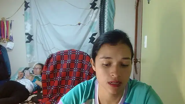 Snapshot of clayre_and_jill chatting on 6, 1, 2026 clayre and jill online show from 6, 1, 2026