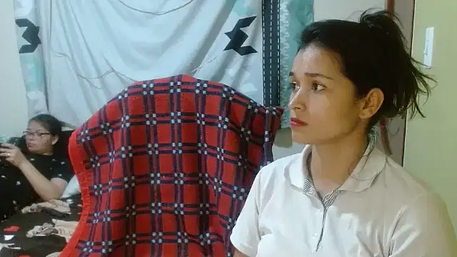 Snapshot of clayre_and_jill chatting on 8, 1, 2026 clayre and jill online show from 8, 1, 2026