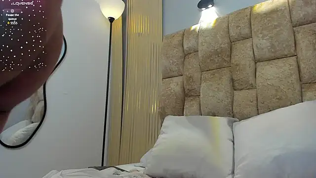 amatista  smith online show from 21, 12, 2025