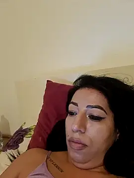 Snapshot of roxii3 chatting on 11, 11, 2025 roxii3 online show from 11, 11, 2025