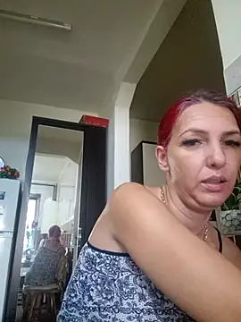 Snapshot of Evadesirex46 chatting on 7, 7, 2026 Evadesirex46 online show from 7, 7, 2026