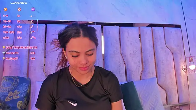 Snapshot of barbara_cambels chatting on 4, 12, 2025 barbara cambels online show from 4, 12, 2025