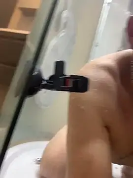 Snapshot of Bigtoyaddict chatting on 26, 10, 2025 Bigtoyaddict online show from 26, 10, 2025