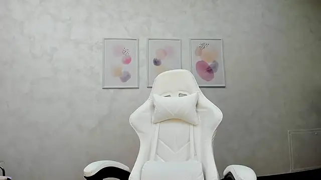 patriciakeys online show from 4, 3, 2025