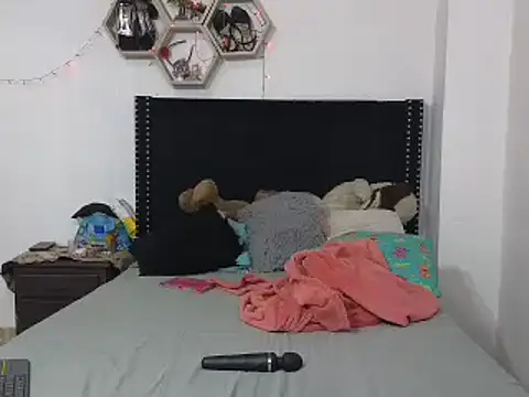 Snapshot of charlotte_077 chatting on 17, 1, 2025 charlotte 077 online show from 17, 1, 2025