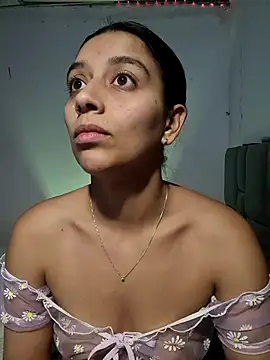 BrittanyDiaz online show from 27, 2, 2025