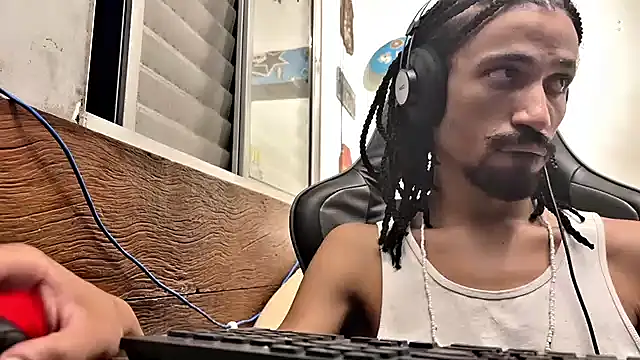 Snapshot of hotcamboy420 chatting on 7, 2, 2025 hotcamboy420 online show from 7, 2, 2025