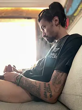 Snapshot of hotcamboy420 chatting on 17, 3, 2025 hotcamboy420 online show from 17, 3, 2025