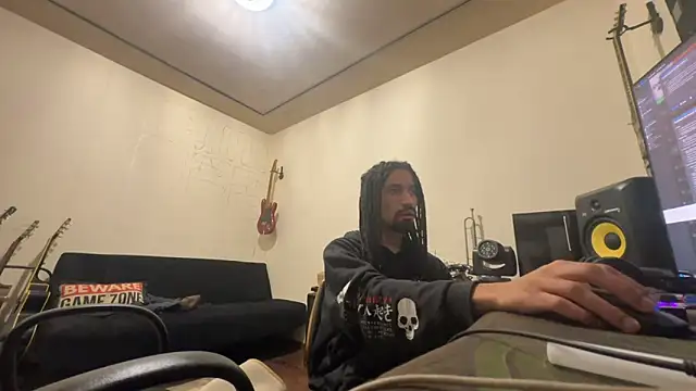 Snapshot of hotcamboy420 chatting on 24, 10, 2025 hotcamboy420 online show from 24, 10, 2025