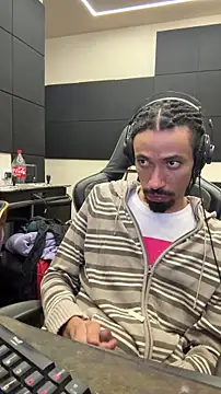 hotcamboy420 online show from 7, 1, 2026