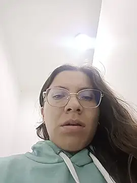 karlamorris  online show from 28, 11, 2025