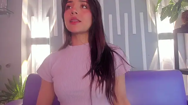 Sophy SmileSweet online show from 3, 1, 2025