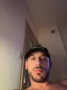 Snapshot of top_body_82 chatting on 25, 2, 2026 top body 82 online show from 25, 2, 2026