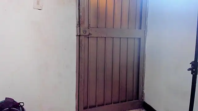 Snapshot of EvaxEmma chatting on 22, 2, 2025 EvaxEmma online show from 22, 2, 2025