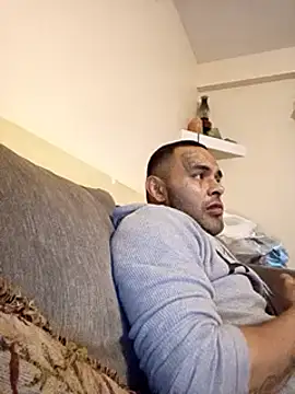 Snapshot of Houstonslong1 chatting on 24, 12, 2024 Houstonslong1 online show from 24, 12, 2024