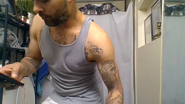 Snapshot of Houstonslong1 chatting on 15, 1, 2025 Houstonslong1 online show from 15, 1, 2025