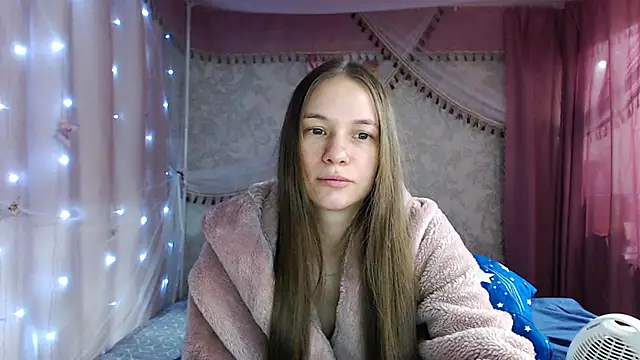 Snapshot of leila_bambi_ chatting on 3, 2, 2026 leila bambi online show from 3, 2, 2026