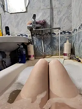 Snapshot of DesireMelissa chatting on 8, 2, 2026 DesireMelissa online show from 8, 2, 2026