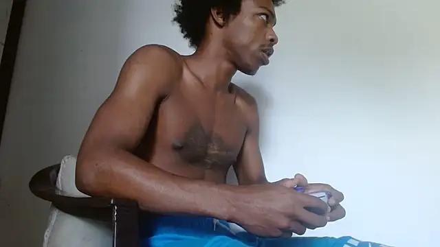 Larry-n-clouds online show from 4, 2, 2026