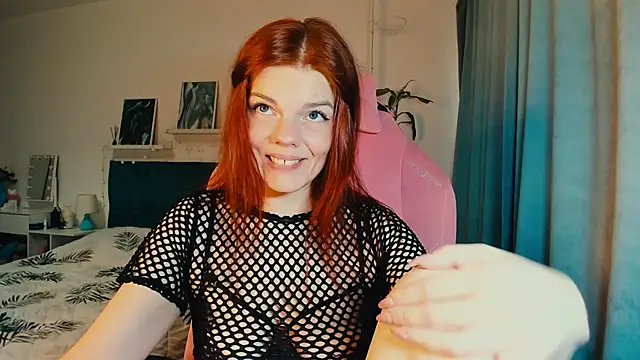 Snapshot of AlysaNightmoon chatting on 13, 4, 2026 AlysaNightmoon online show from 13, 4, 2026