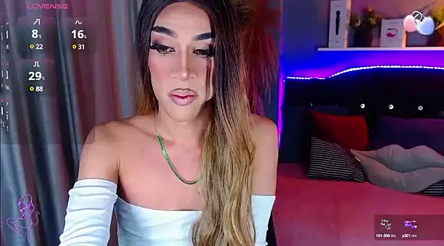 Snapshot of camila_hootie chatting on 10, 3, 2025 camila hootie online show from 10, 3, 2025