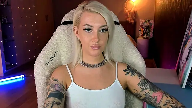 Snapshot of tykioty_Miley chatting on 21, 3, 2026 tykioty Miley online show from 21, 3, 2026