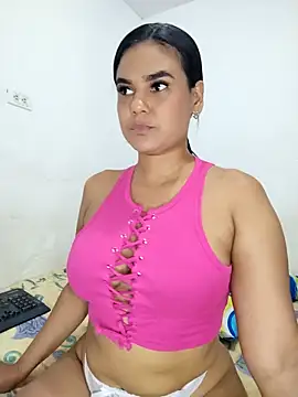 Snapshot of AntonellaShot chatting on 18, 9, 2025 AntonellaShot online show from 18, 9, 2025