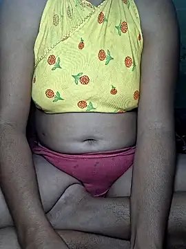 Snapshot of Priya_Bong chatting on 20, 10, 2025 Priya Bong online show from 20, 10, 2025
