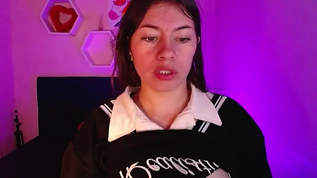 AnnaliOlsenX online show from 15, 1, 2025