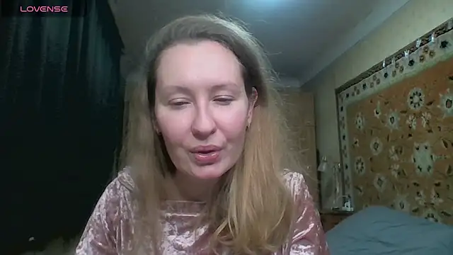 AnnaXLovers online show from 18, 12, 2025