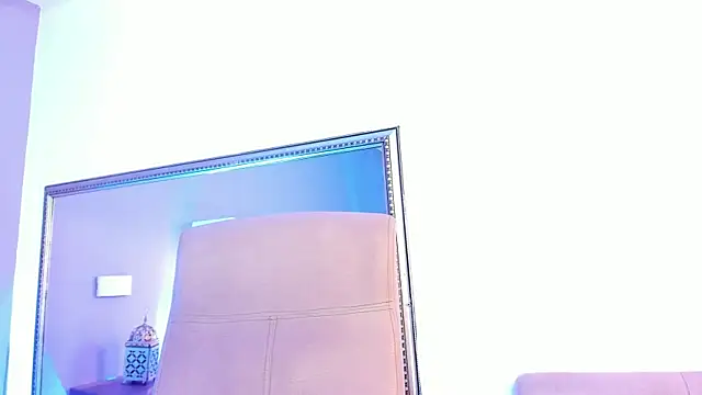 Adelehottman online show from 28, 3, 2026