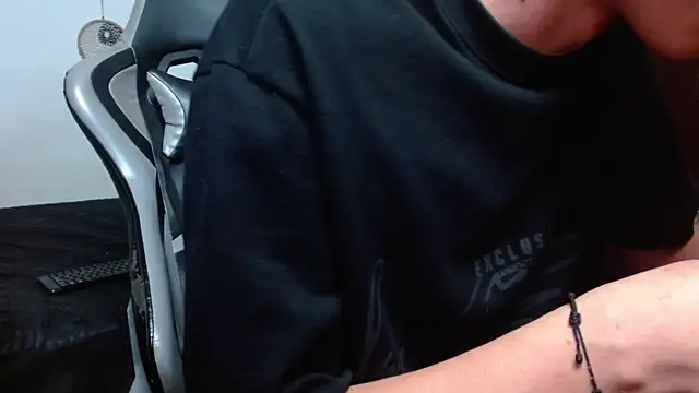 aaron blug online show from 31, 1, 2025