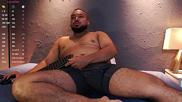 Snapshot of DilanJonnes_ chatting on 4, 2, 2026 DilanJonnes online show from 4, 2, 2026