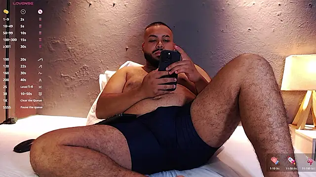 Snapshot of DilanJonnes_ chatting on 6, 2, 2026 DilanJonnes online show from 6, 2, 2026