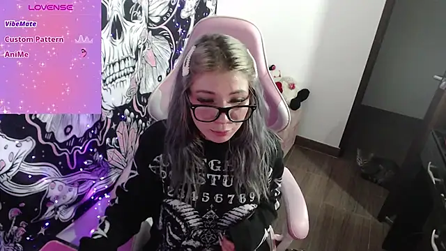 Snapshot of GamerCarrie chatting on 20, 2, 2025 GamerCarrie online show from 20, 2, 2025