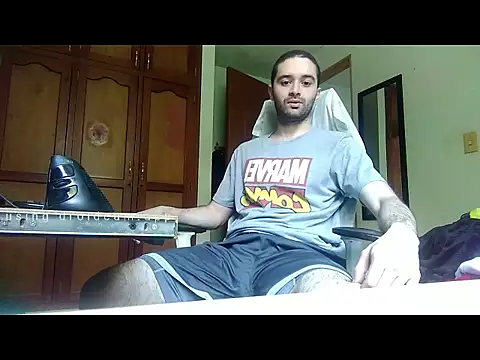 Snapshot of andrew_co chatting on 28, 3, 2026 andrew co online show from 28, 3, 2026