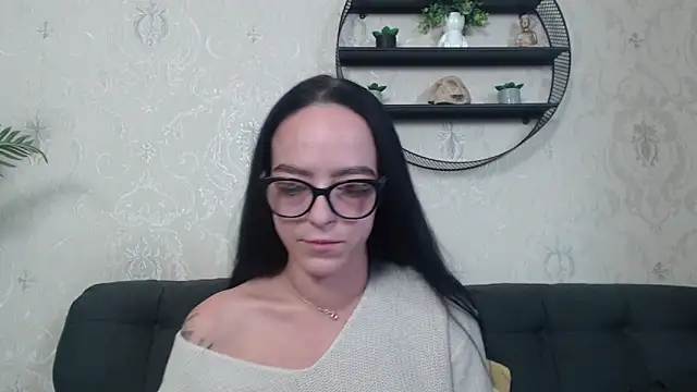 IzabelllNoir online show from 24, 11, 2025