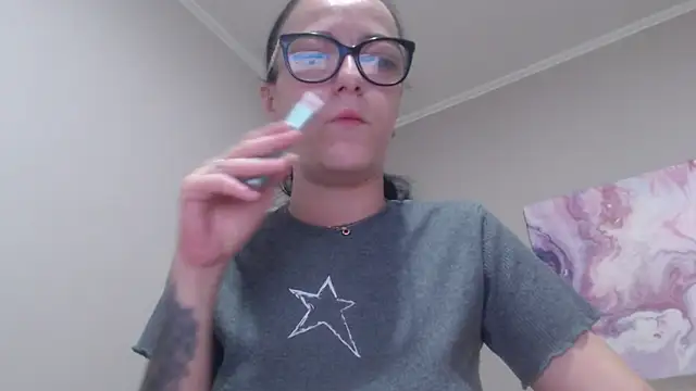 IzabelllNoir online show from 25, 6, 2026