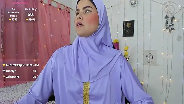 AishaAmin  online show from 7, 2, 2025