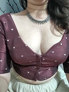 Brown Maxi online show from 28, 2, 2025