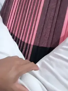 Snapshot of maikinhopL chatting on 19, 3, 2025 maikinhopL online show from 19, 3, 2025